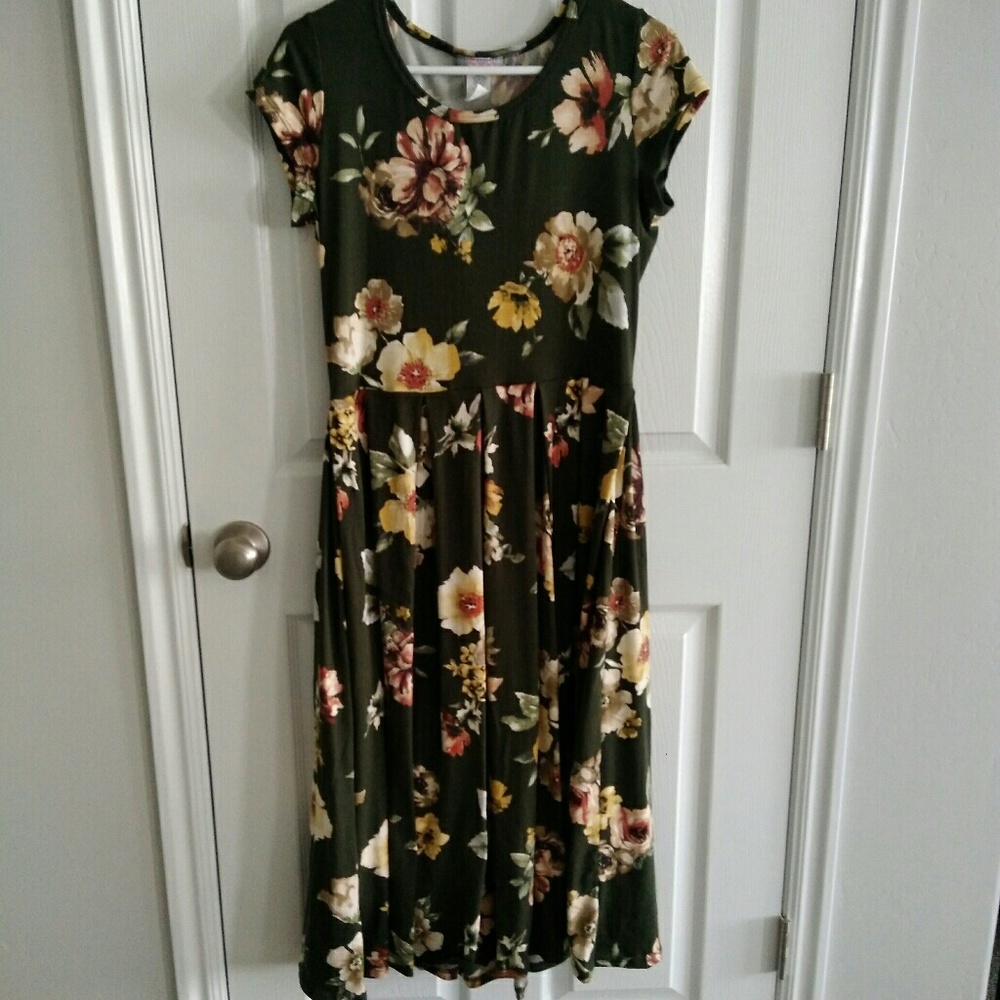 Green Floral midi dress